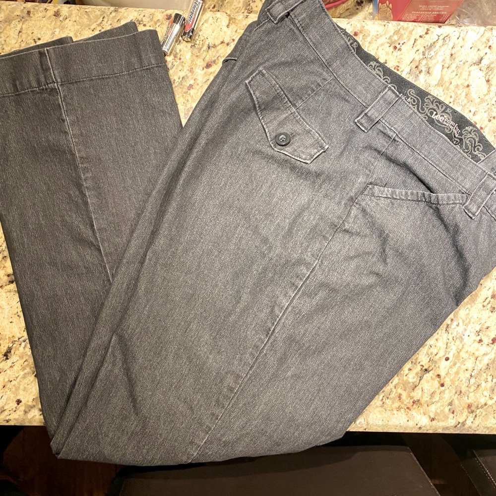 Women’s size 12 Lee comfort waistband jeans